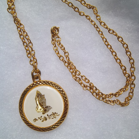 Jewelry - Serenity Prayer/Praying Hands Necklace